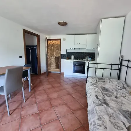 La Maison Jaune-3